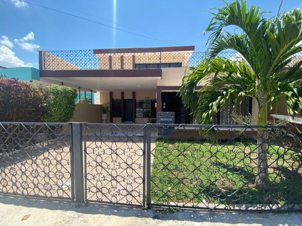 Casa Del Artista Villa Mérida Buitenkant foto