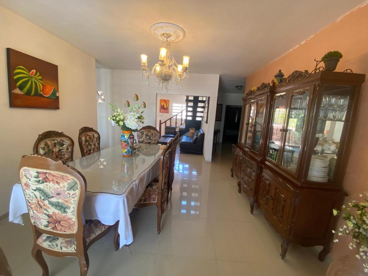 Casa Del Artista Villa Mérida Buitenkant foto